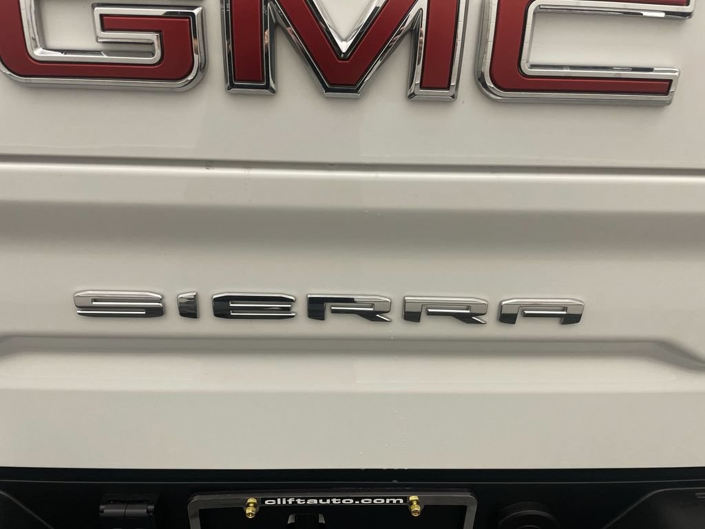 Used 2024 GMC Sierra 1500 AT4 w/ AT4 Premium Package AWD/4WD image 25