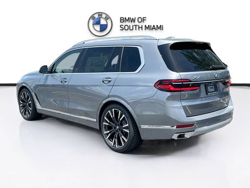 New 2026 BMW X7 xDrive40i AWD/4WD image 4