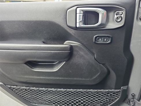 Used 2021 Jeep Wrangler Unlimited Rubicon image 26