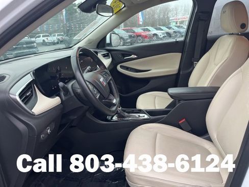 Used 2024 Buick Encore GX Sport Touring image 7