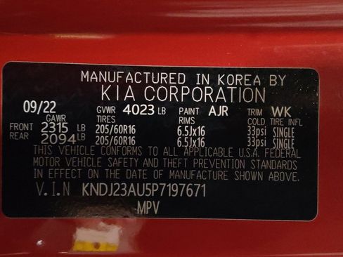 Used 2023 Kia Soul LX image 33