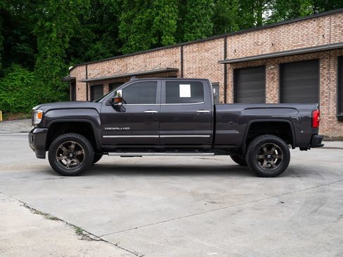 Used 2015 GMC Sierra 2500 Denali w/ Duramax Plus Package AWD/4WD image 5