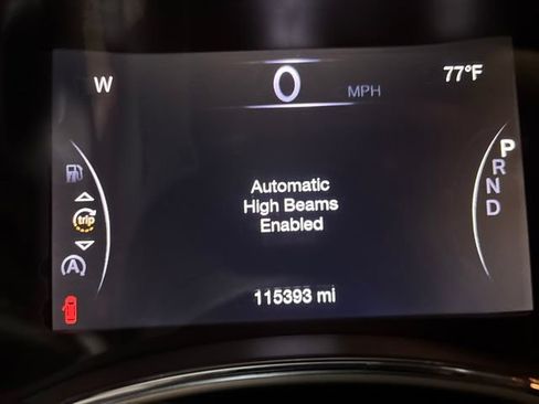 Used 2016 Jeep Grand Cherokee Limited w/ Luxury Group II AWD/4WD image 23