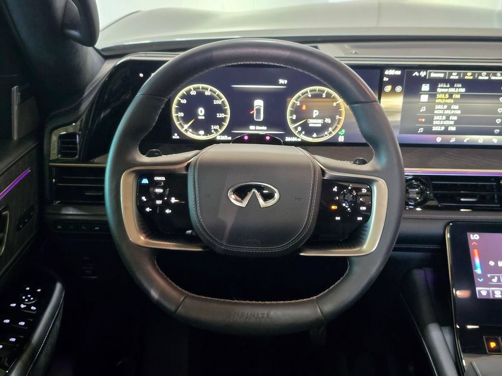 Certified 2025 INFINITI QX80 Autograph w/ Autograph Exterior Package AWD/4WD image 10