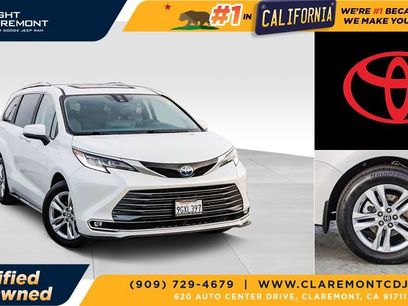 Used 2023 Toyota Sienna Limited