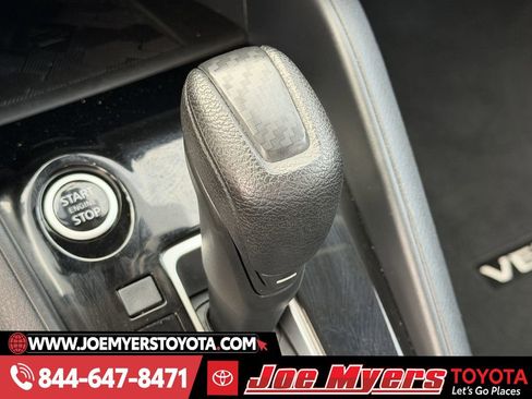 Used 2025 Nissan Versa SV image 20