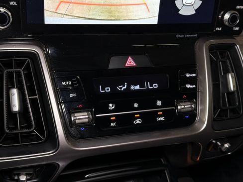 Certified 2023 Kia Sorento X-Line EX AWD/4WD image 26