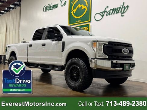 Used 2020 Ford F250 XL w/ Power Equipment Group AWD/4WD image 1