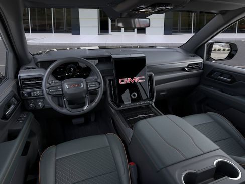 New 2026 GMC Yukon AT4 w/ LPO, Floor Liner Package AWD/4WD image 15