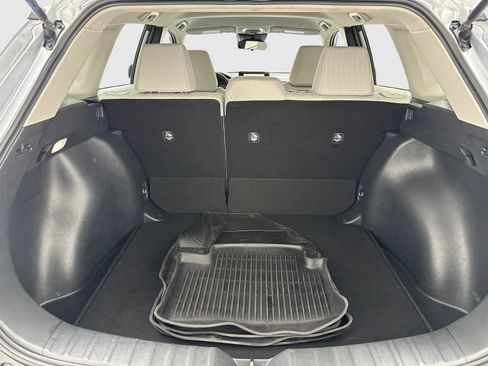 Used 2024 Toyota Corolla Cross L FWD image 47