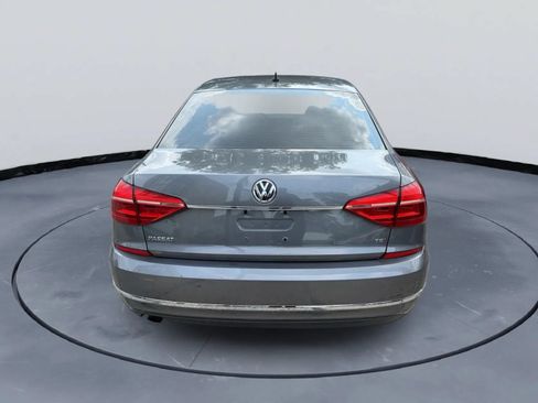 Used 2016 Volkswagen Passat 1.8T S FWD image 4