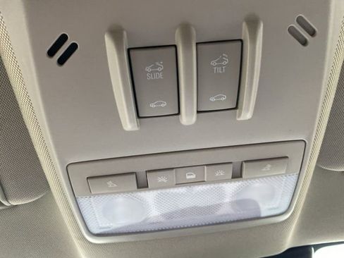 Used 2021 Buick Encore Preferred w/ Safety Package II image 26