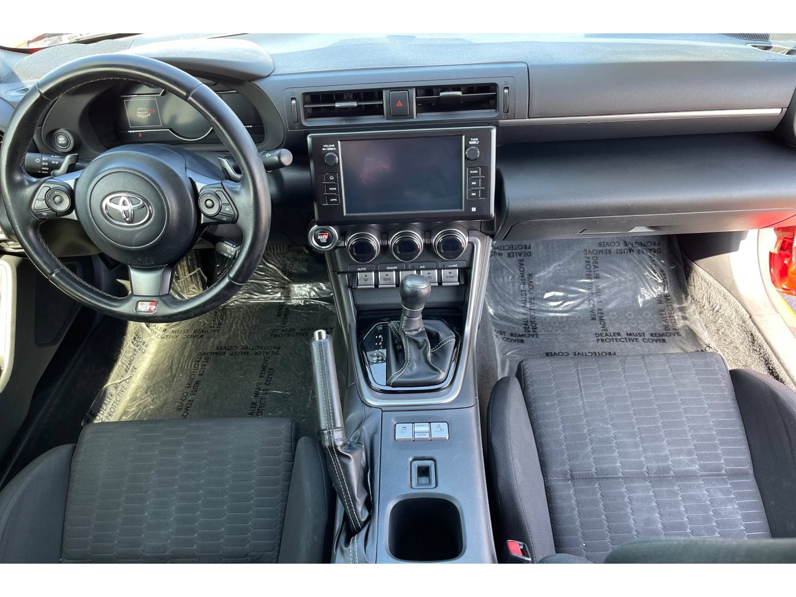 Used 2022 Toyota GR86 w/ ALL Weather Mat Package (TMS) RWD image 16