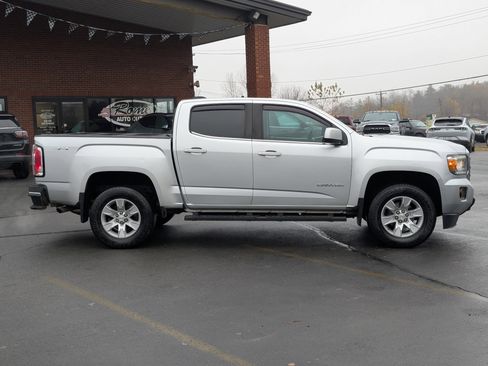 Used 2018 GMC Canyon SLE w/ SLE Convenience Package image 11