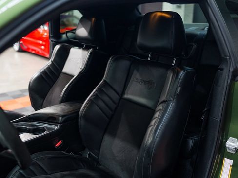 Used 2020 Dodge Challenger SRT Hellcat Redeye RWD image 15