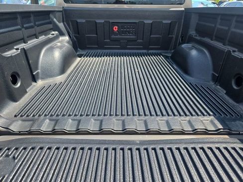 Used 2015 GMC Canyon SLT w/ Driver Alert Package AWD/4WD image 23