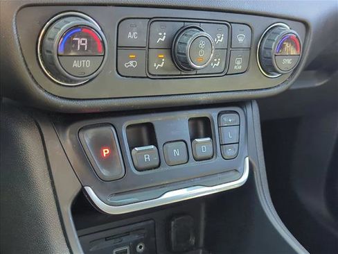 Used 2020 GMC Terrain SLT w/ Preferred Package image 9