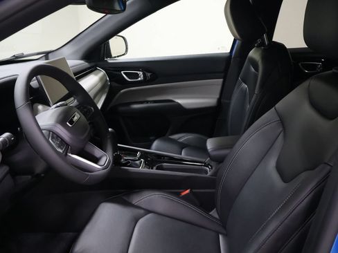 New 2026 Jeep Compass Limited AWD/4WD image 10