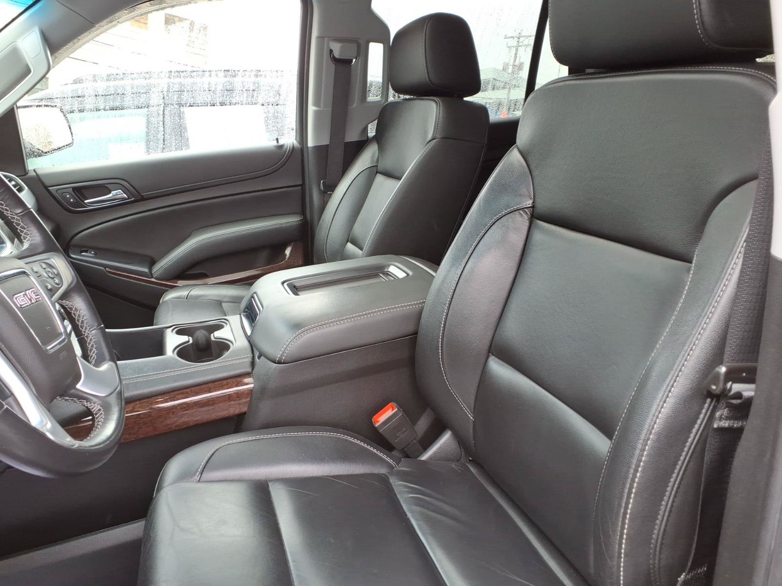 Certified 2020 GMC Yukon SLT w/ Open Road Package AWD/4WD image 11