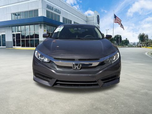 Used 2017 Honda Civic EX image 10