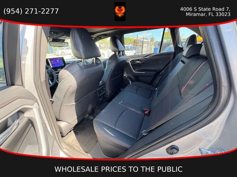 Used 2024 Toyota RAV4 XSE w/ Premium Package image 13