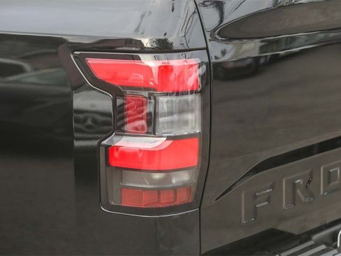 Certified 2023 Nissan Frontier SV w/ SV Convenience Package image 9