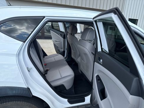 Used 2017 Hyundai Tucson SE image 11