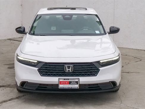 Used 2025 Honda Accord SE image 2