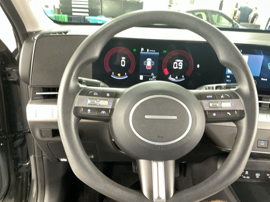 Certified 2026 Hyundai Kona SE AWD/4WD image 9