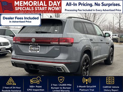 Certified 2025 Volkswagen Atlas Peak Edition SE AWD/4WD image 3