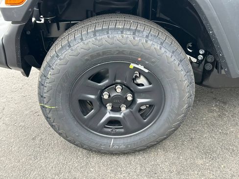 New 2026 Jeep Wrangler Unlimited Sport AWD/4WD image 28
