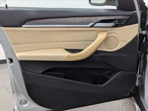 Used 2017 BMW X1 xDrive28i image 13