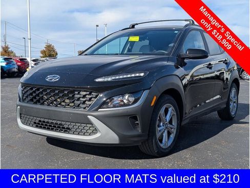 Used 2023 Hyundai Kona SEL w/ Convenience Package image 3