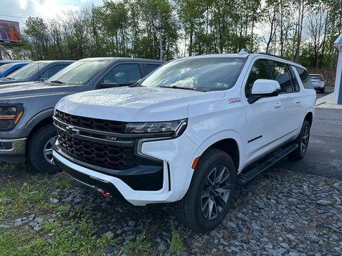 Used 2021 Chevrolet Suburban Z71 w/ Luxury Package AWD/4WD image 1
