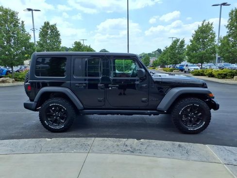 Used 2021 Jeep Wrangler Unlimited Sport AWD/4WD image 5