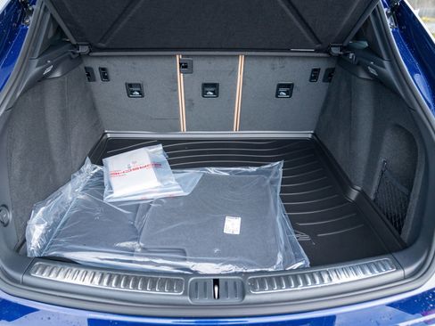 New 2026 Porsche Macan S image 29