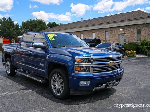 Used 2015 Chevrolet Silverado 1500 High Country w/ High Country Premium Package AWD/4WD image 12