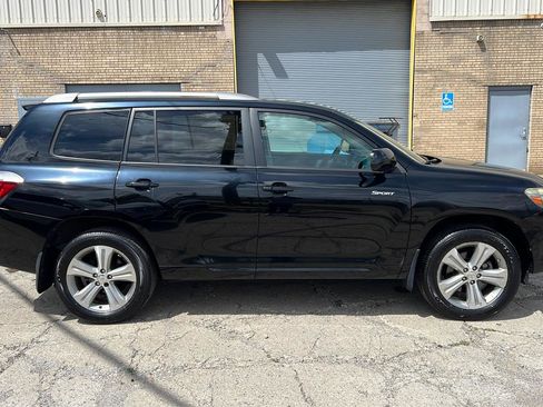 Used 2008 Toyota Highlander Sport AWD/4WD image 4