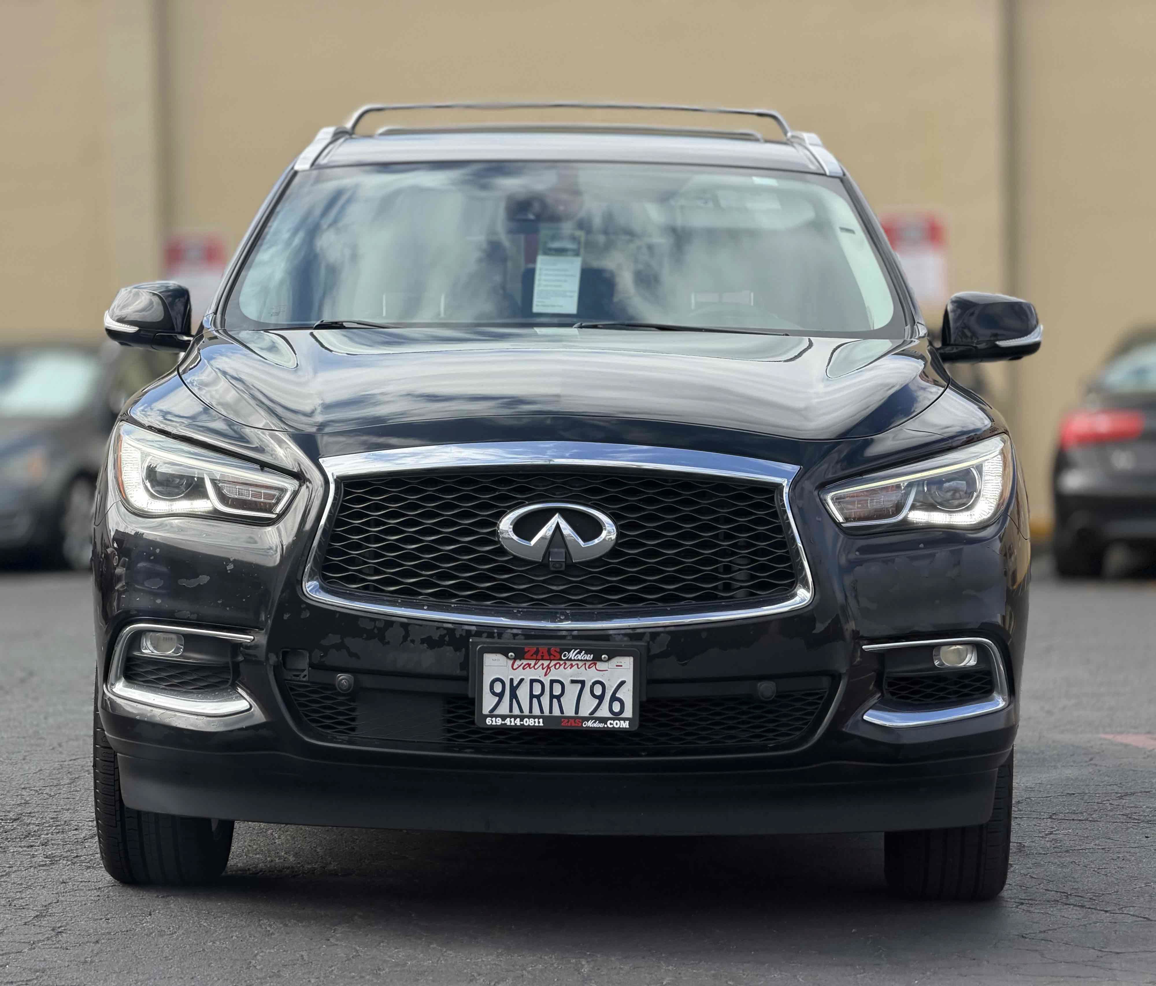 Used 2020 INFINITI QX60 Signature Edition FWD image 2