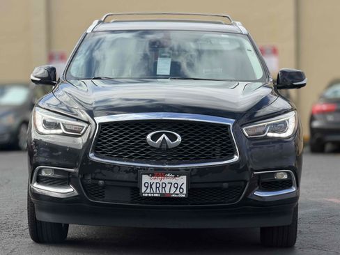 Used 2020 INFINITI QX60 Signature Edition FWD image 2