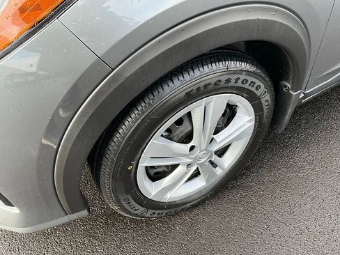 Certified 2025 Nissan Kicks Play S image 24