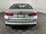 Used 2019 Kia Optima LX image 4