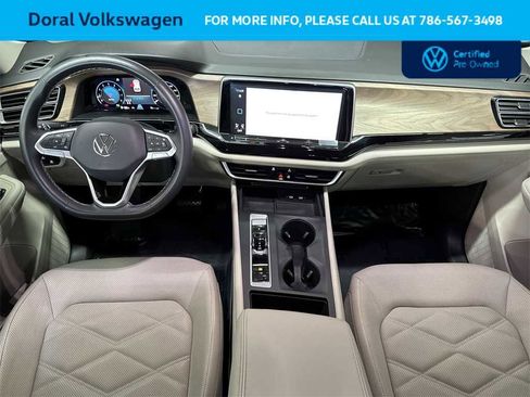Certified 2024 Volkswagen Atlas SE image 24