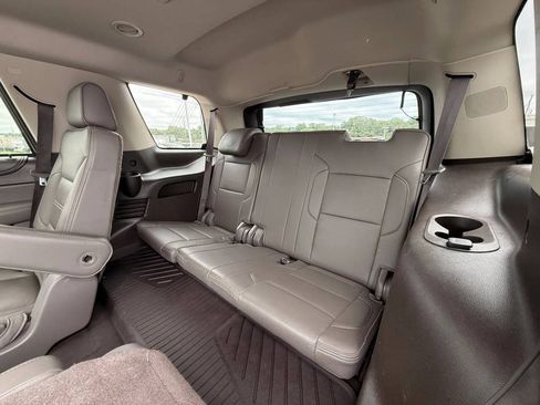 Used 2018 GMC Yukon Denali w/ Denali Ultimate Package AWD/4WD image 13
