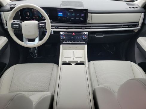 Used 2025 Hyundai Santa Fe SEL image 15