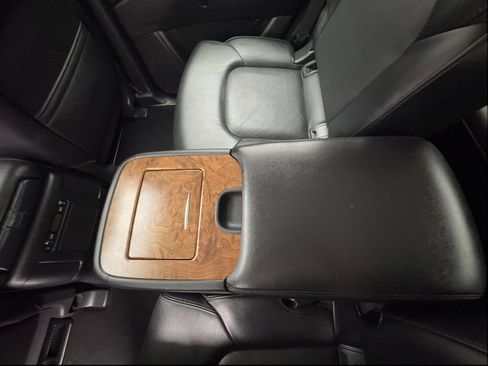 Used 2024 Nissan Armada SL w/ Captain's Chairs Package RWD image 43