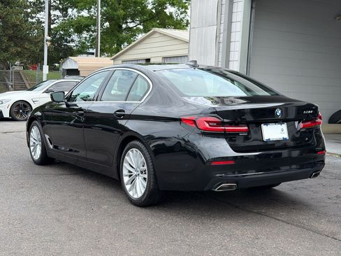 Used 2021 BMW 530i RWD image 3