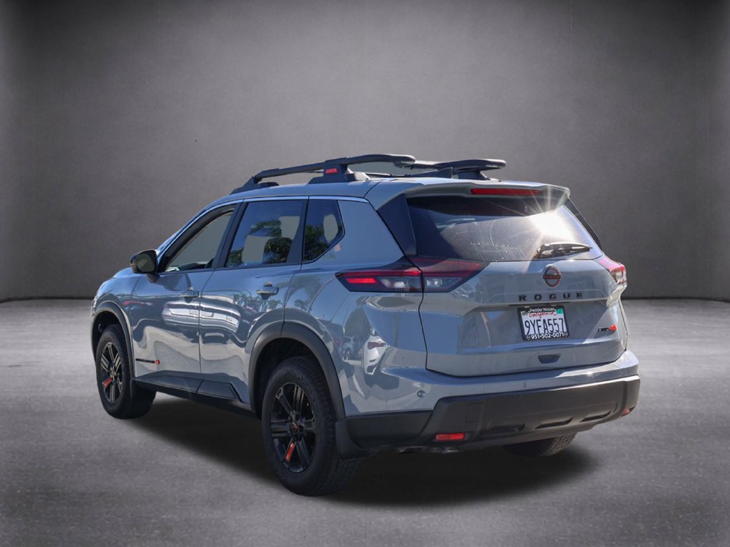 Used 2026 Nissan Rogue SV AWD/4WD image 7