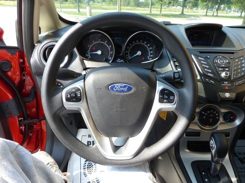 Used 2019 Ford Fiesta SE FWD image 23