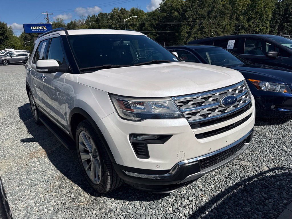 Used 2018 Ford Explorer Limited AWD/4WD image 2